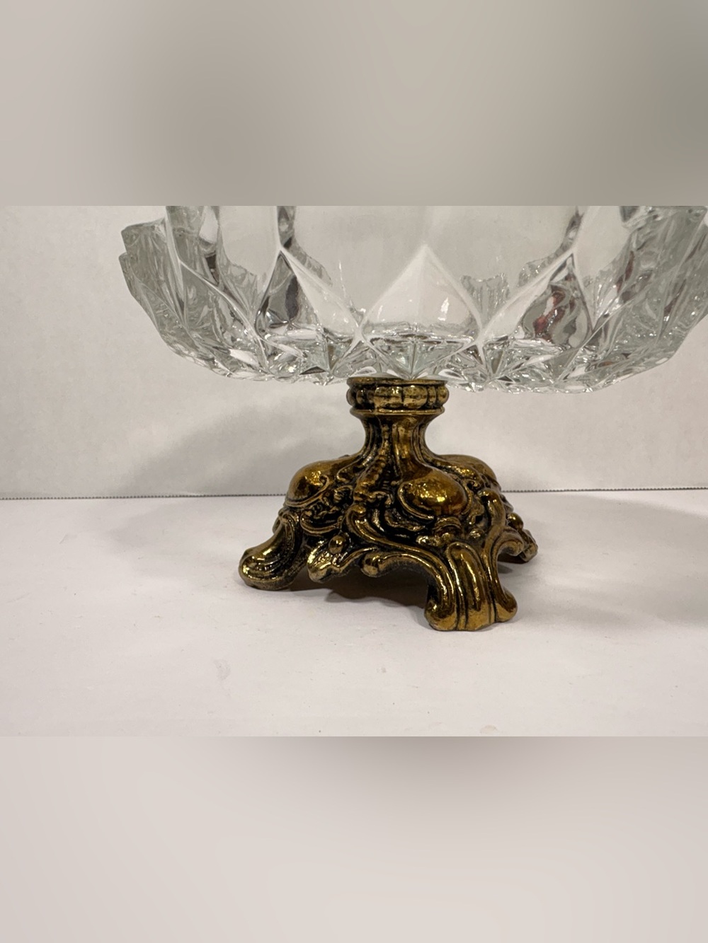 Vintage Crystal Gold Pedestal Ashtray Hollywood Regency - Picture 7 of 10